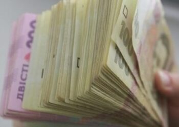 У пенсіонерки вкрали більше 2 мільйонів гривень
