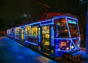 Як ходитиме транспорт у новорічну ніч та святкові вихідні