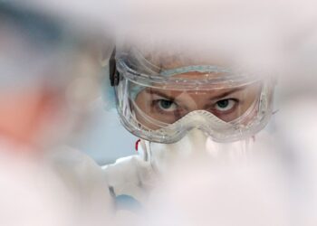 [Media] ​​Статистика COVID-19 і невтішні прогнози
😷😷😷