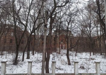[Photo] Будинок не має бути зруйнованим!