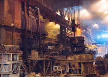 У Дніпрі на території металургійного заводу обладнали бомбосховища: адреси
