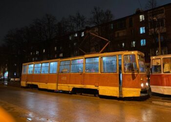 У Кривому Розі усунули від роботи невакцинованих водіїв трамваїв