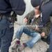 У Дніпрі бездомний пірнув ножем двох чоловіків
