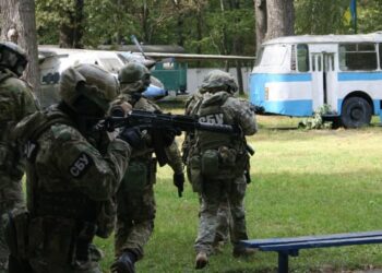 Виходьте з дому тільки з паспортом: СБУ проводить масштабні контрдиверсійні навчання на Дніпропетровщині