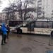 У Дніпрі електропора впала на автобус (ВІДЕО)