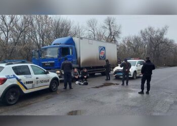 На Дніпропетровщині намагалися захопити вантажівку АТБ із продуктами