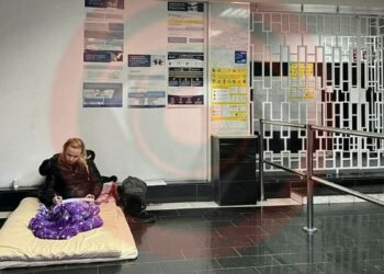 У Дніпрі жінка «оселилася» у відділку поліції
