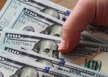 СБУ викрила дніпровського підприємця, який хотів підкупити співробітника спецслужби за 500 тисяч доларів