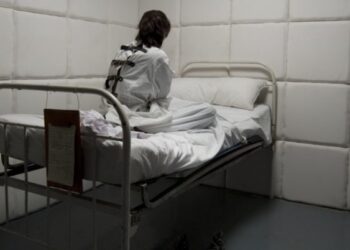 У психіатричній лікарні у Дніпрі раптово померла 15-річна пацієнтка