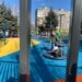 У Дніпрі дітлахи «атакують» недобудований сквер (ФОТО)