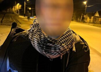Патрульні Дніпра затримують у місті підозрілих осіб, схожих на ворожих шпіонів
