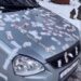 Привітання з днем народження чи помста за зраду: у Кам’янському обліпили прокладками автомобіль