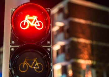 У Дніпрі з’являться світлофори для велосипедистів