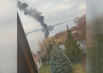 Бій із ворогом. Українські військові тримають оборону