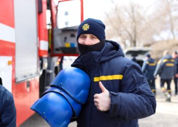 Рятувальники Дніпропетровщини вирушили на допомогу постраждалим у Київ