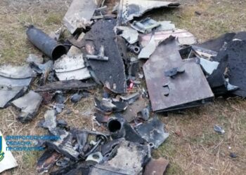 Прокуратура відкрила кримінальну справу щодо запуску двох ракет по Дніпру (ФОТО)