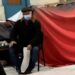 У Дніпрі чоловік читав вірші, щоб підбадьорити земляків у сховищі (ВІДЕО)