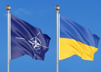 На Дніпропетровщині сотні мешканців долучилися до підписання звернення щодо закриття неба над Україною