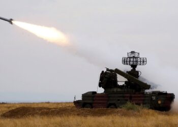 Із 70 випущених ракет ворога долетіли лише 8