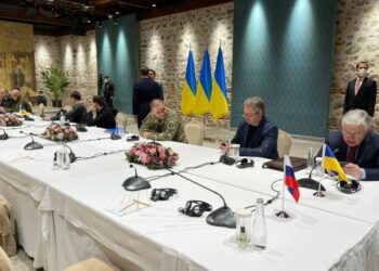 Завершилися перемовини Росії та України у Стамбулі: перша перемога