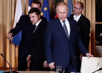 Україна просить Німеччину допомогти організувати зустріч Зеленського з Путіним
