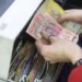 Українці тепер можуть зняти готівку на касах «АТБ»