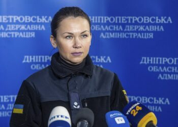 Рятувальники Дніпра розповіли про наслідки ракетного удару по Дніпру