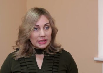 Телефони психологічної підтримки у Дніпрі працюють цілодобово щодня