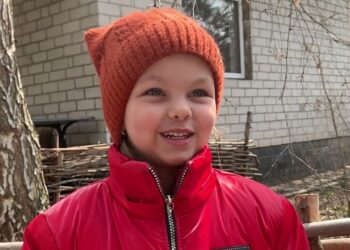 “Разделилось все на До и После”.. Історія попаснянки, якій вдалося з дітьми виїхати з міста