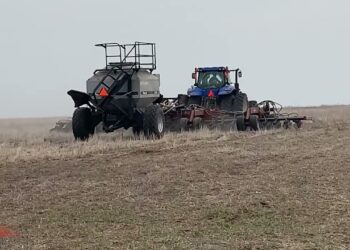 У Новомосковському районі посівна кампанія ранніх зернових повністю завершена