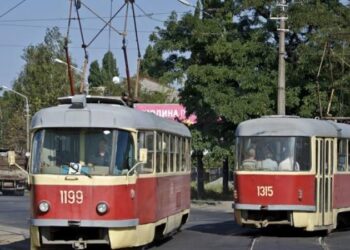 У Великодню ніч громадський транспорт у Дніпрі працюватиме цілодобово