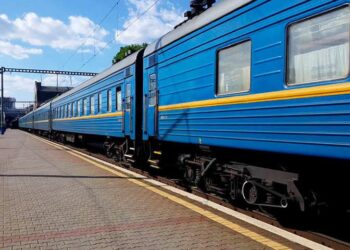 Які евакуаційні потяги відправляються сьогодні з Дніпра