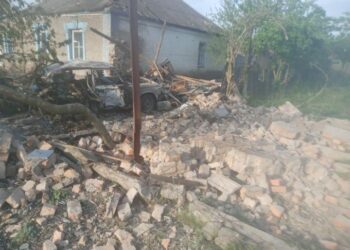 Міський голова Зеленодольська показав наслідки ворожого обстрілу (ФОТО)