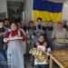 Смачна підтримка: мешканці Магдалинівської ОТГ зліпили для переселенців 300 кілограмів вареників