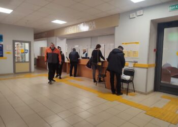 Як працюють центри вакцинації у Дніпрі з початку воєнного стану
