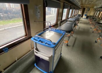 В Україні почав курсувати евакуаційний медпотяг (ФОТО)