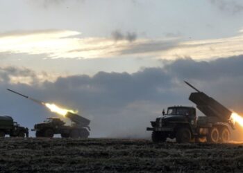Окупанти обстріляли з «Градів» Велику Костромку на Дніпропетровщині: загинув чоловік