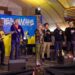 Українські зірки влаштували мистецьку акцію «Життя переможе» у метро Дніпра (ФОТО)