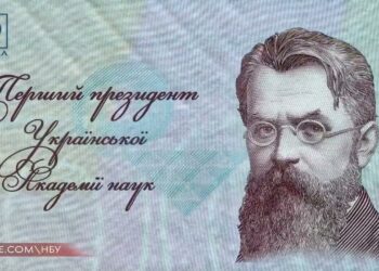 З 2015 року Дніпряни звикають до назви однієї з центральних вулиць Дніпра