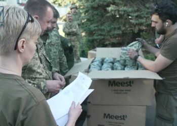 Українські волонтери в США доставили черговий гуманітарний вантаж на Дніпропетровщину