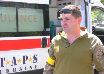 Допомога від волонтерів : ЗСУ отримали дві нові найсучасніші карети швидкої допомоги