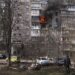 “Всюди запах смерті та запах вогню”: у мерії Маріуполя назвали шокувальну цифру загиблих від атак РФ