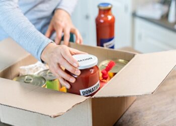 У Дніпрі переселенці зможуть отримати безкоштовні продукти: як отримати допомогу
