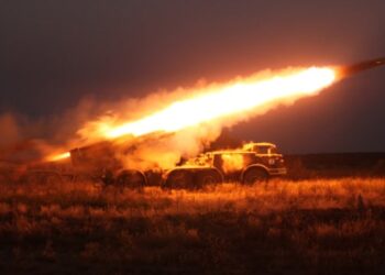 Опівночі ворог двічі обстріляв з «Ураганів» Криворізький район