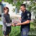 Поліцейські Дніпропетровщини передали допомогу родинам переселенців (ФОТО)