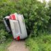 Врізався в дерево та перекинувся: у Дніпрі сталася ДТП (ФОТО)