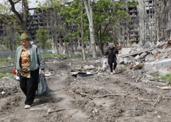Місто стало суцільним кладовищем: яка ситуація в Маріуполі на 20 травня