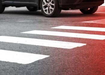 У Нікополі судитимуть водія, який збив 8-річного хлопчика та його 50-річну матір на зебрі