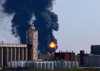 В окупованій Макіївці палає нафтобаза (ВІДЕО)