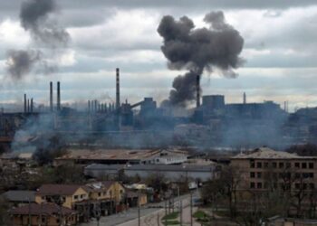 Російські війська вбили трьох українських військових з “Азовсталі” під час евакуації цивільних